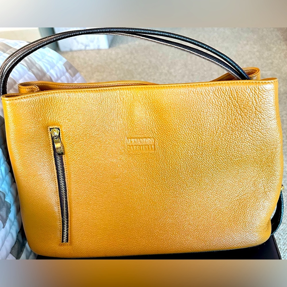 Italian crafted leather bag